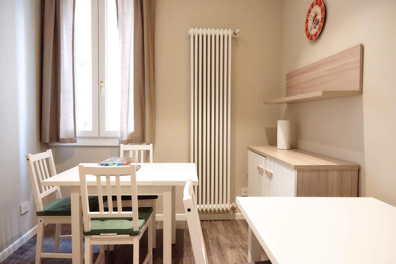 Meuble' 21 Di Anna Hotel Reggio Emilia Exterior photo